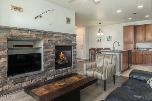 b105-152 Village Rd, Granby, CO, 80446-8730 | Card Image