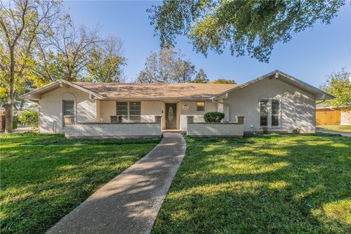 3401 Oakridge Lane, Waco, TX, 76708 | Card Image