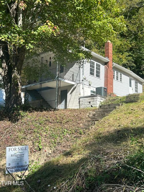 1048 Ridge Ave Nw, Norton, VA, 24273-1320 | Card Image