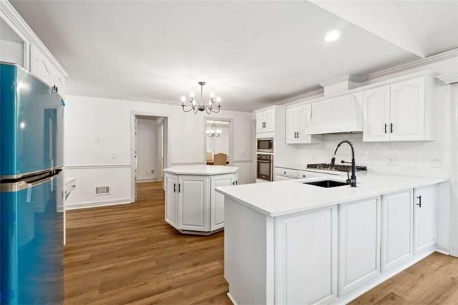 4715 Creek Wood Dr, House other with 5 bedrooms, 4 bathrooms and 2 parking in Gainesville GA | Image 6