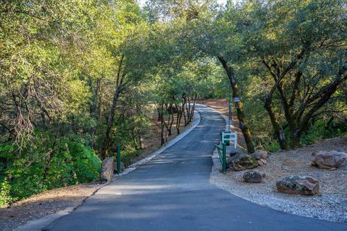 25841 California 299, Bella Vista, CA, 96008 | Card Image