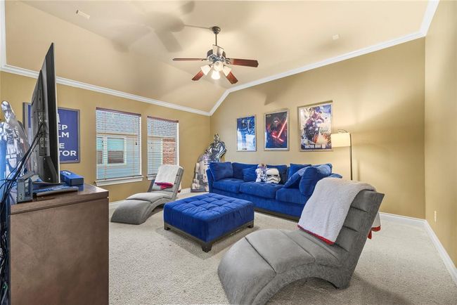 Media Room for entertaining. | Image 34