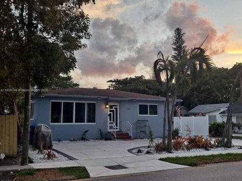 2242 Polk St, Hollywood, FL, 33020-6713 | Card Image
