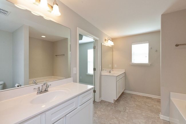 1050 Solomon Ln, House other with 4 bedrooms, 3 bathrooms and 2 parking in Spring Hill TN | Image 36