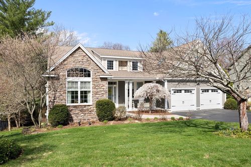 37 Red Bridge Ln, South Hadley, MA, 01075-2228 | Card Image