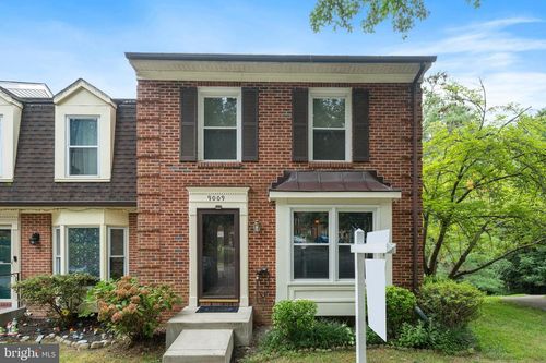 9009 Mulvaney Ct, SPRINGFIELD, VA, 22152-2135 | Card Image