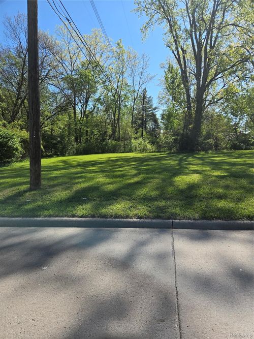 5055 Admiral Street, Westland, MI, 48186 | Card Image