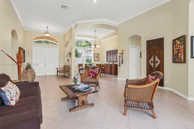 3848 Oak Ridge Cir, House other with 4 bedrooms, 3 bathrooms and null parking in Weston FL | Image 17