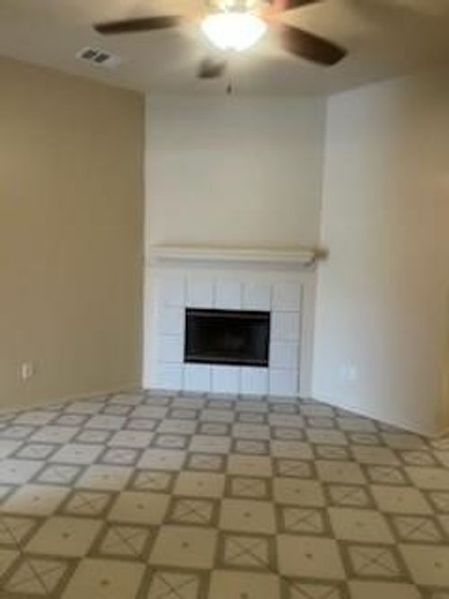 4443 Falls Dr, Dallas, TX, 75211-6406 | Card Image