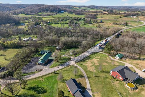 8294 Lawrenceburg Hwy, Mount Pleasant, TN, 38474-2113 | Card Image