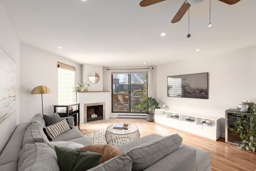 10-766 W 7th Ave, Vancouver, BC, V5Z1B8 | Card Image