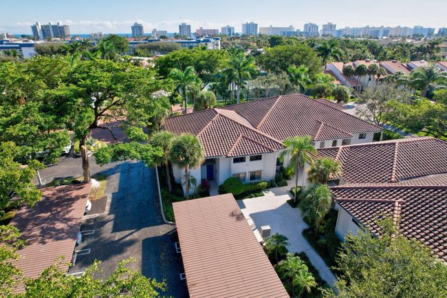 APT-101 - 100 Pelican Pointe Dr, Condo with 2 bedrooms, 2 bathrooms and null parking in Delray Beach FL | Image 35