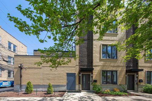 2341 N Drake Ave, Chicago, IL, 60647-2445 | Card Image