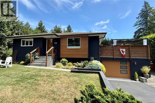 5143 Santa Clara Ave, Victoria, BC, V8Y1W5 | Card Image