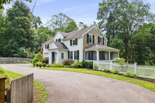 20 Lake St, Sherborn, MA, 01770-1543 | Card Image