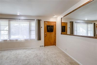 444 N Bellaire Avenue, House other with 3 bedrooms, 2 bathrooms and null parking in Kansas City MO | Image 3