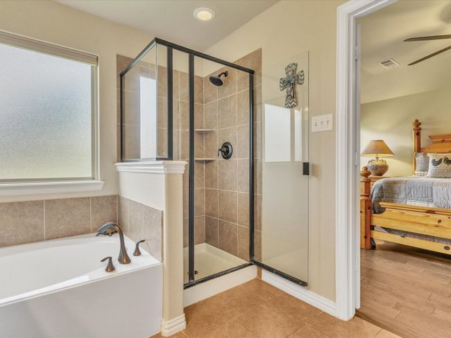 8645 Running River Ln, House other with 3 bedrooms, 2 bathrooms and null parking in Fort Worth TX | Image 32