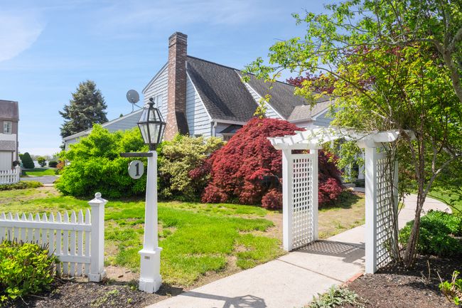 1 Lighthouse Ln, House other with 3 bedrooms, 3 bathrooms and 3 parking in Old Saybrook CT | Image 5