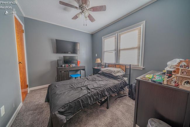 515 Jackson St, House other with 3 bedrooms, 2 bathrooms and 2 parking in Tiffin OH | Image 8