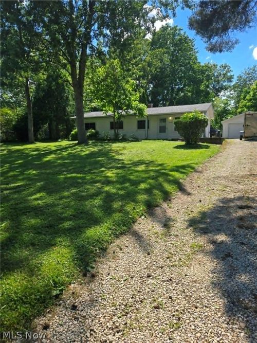 2004 Byron Dr, Brunswick, OH, 44212-4004 | Card Image