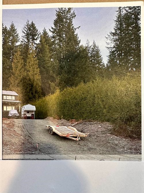 3517 Highland Dr, Coquitlam, BC, V3E0N3 | Card Image