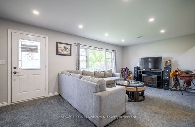 3815 3 Highway E, House other with 3 bedrooms, 1 bathrooms and 2 parking in Port Colborne ON | Image 20