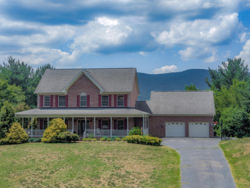 4636 Afton Ln, Roanoke, VA, 24012-8700 | Card Image