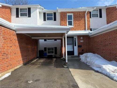 2-427 Keats Way, Waterloo, ON, N2L5S7 | Card Image