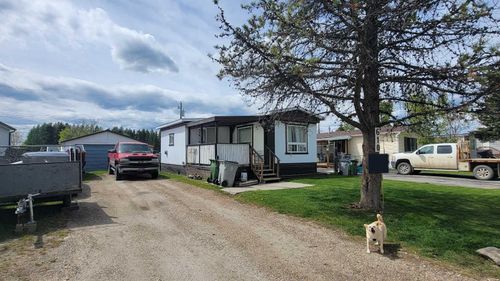 610 52 St, Edson, AB, T7E1K9 | Card Image