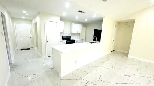 12407 Mistymont Dr, Houston, TX, 77070-4926 | Card Image