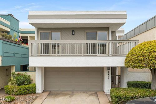 137 Mainsail Ct, Port Hueneme, CA, 93041-3371 | Card Image