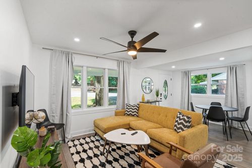 1238 Moretz Ave, Charlotte, NC, 28206-2133 | Card Image