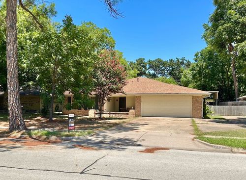 1833 Anna Dr, Irving, TX, 75061-5509 | Card Image