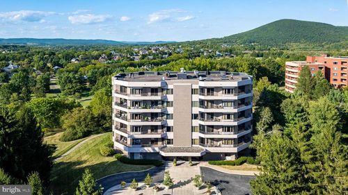 apt-3b-425 Windmere Dr, STATE COLLEGE, PA, 16801-7670 | Card Image