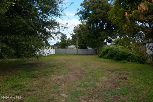 204 N 14th St, Morehead City, NC, 28557-3727 | Card Image