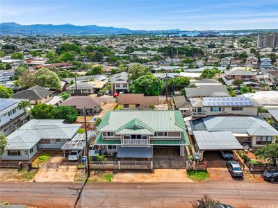 94-1125 Limahana Street, House other with 8 bedrooms, 4 bathrooms and 4 parking in Waipahu HI | Image 3