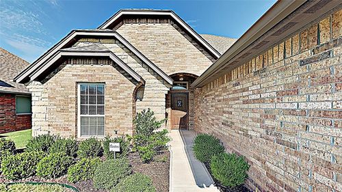 13604 Gentry Drive, Oklahoma City, OK, 73142 | Card Image