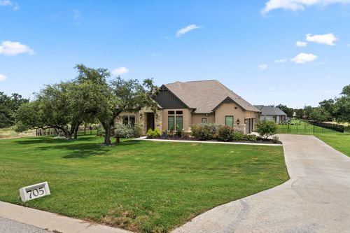 705 Spicewood Trails Dr, Spicewood, TX, 78669-2264 | Card Image