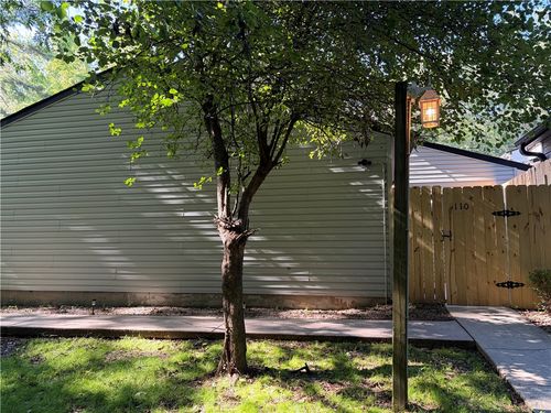 110-125 Maple St, Pendleton, SC, 29670-9220 | Card Image