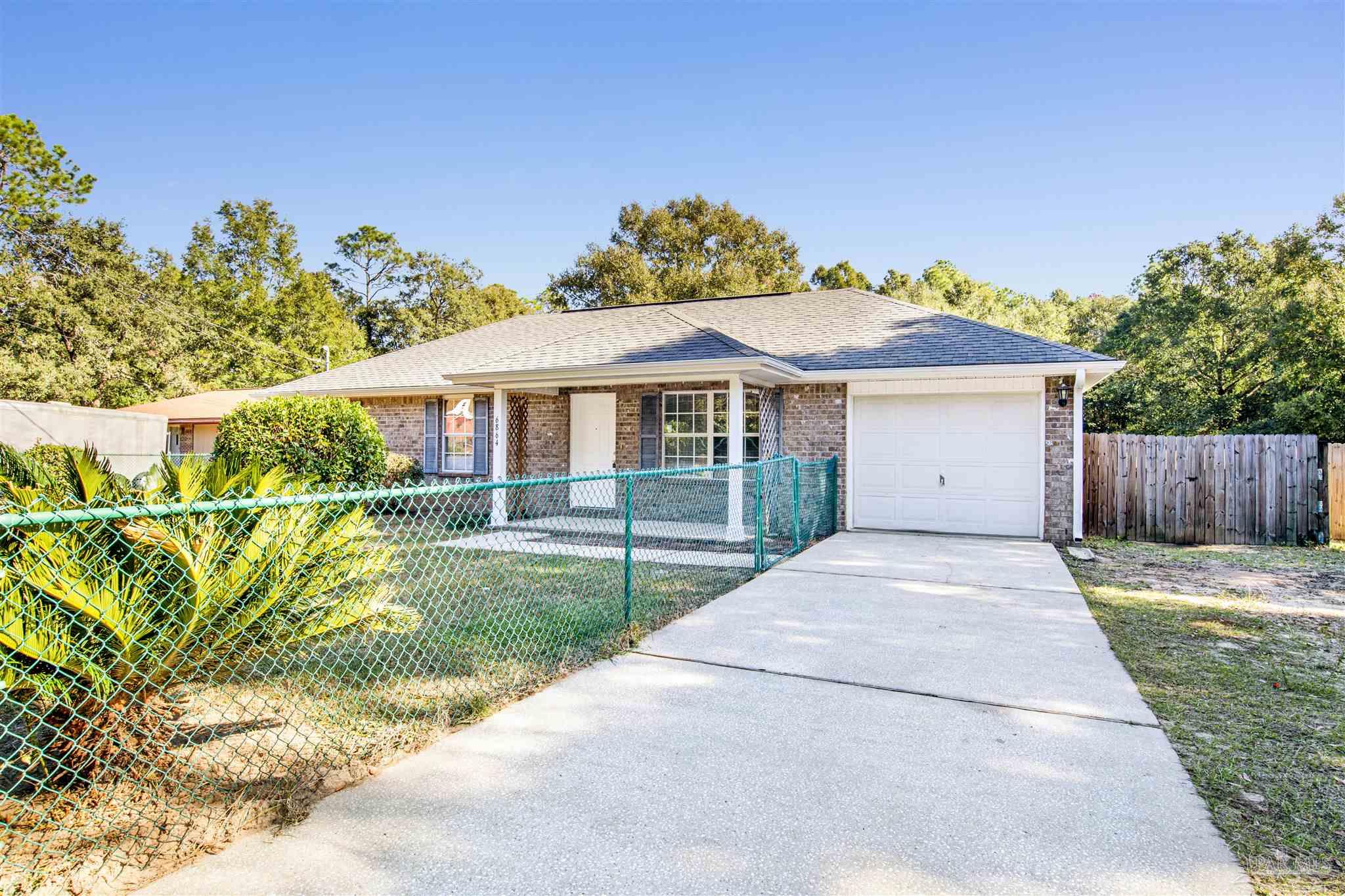 Fast Gun Ln, Milton, FL 32570