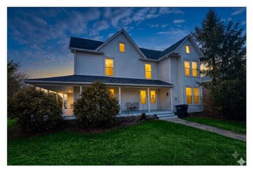 201 W Webster St, Galax, VA, 24333-2839 | Card Image