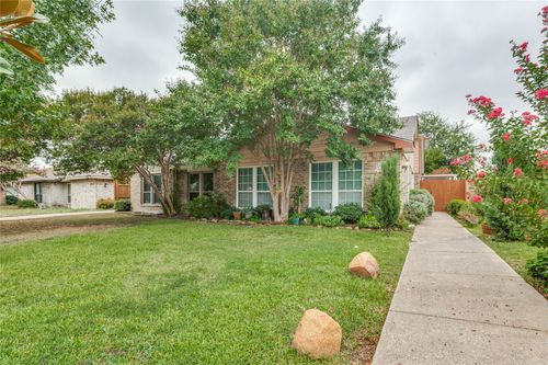 3021 Allister St, Dallas, TX, 75229-2462 | Card Image