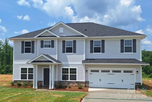 37-115 Kerr Walk Dr, Statesville, NC, 28677-9820 | Card Image