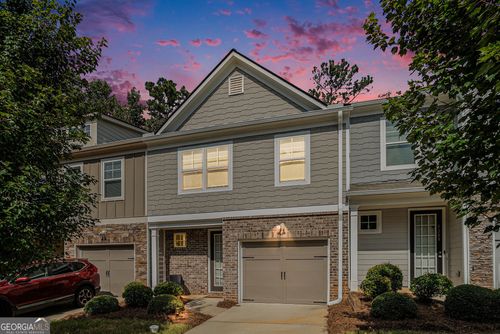 5211 Madeline Pl, Stone Mountain, GA, 30083-1624 | Card Image