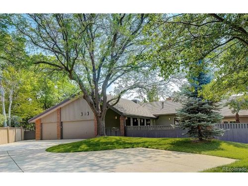 27 Beacon Hill Ln, Greenwood Village, CO, 80111-5244 | Card Image
