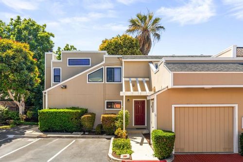 apt-11-1993 Plymouth St, Mountain View, CA, 94043-1741 | Card Image
