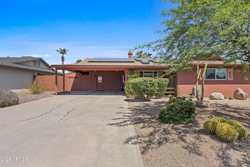 2637 S Holbrook Ln, Tempe, AZ, 85282-2939 | Card Image