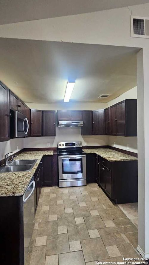 12205 Stoney Xing, San Antonio, TX, 78247-3467 | Card Image