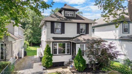 1530 Morris Pl, Hillside, NJ, 07205-1627 | Card Image