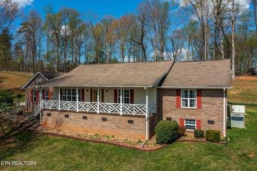 882 Pioneer Drive, Seymour, TN, 37865 | Card Image